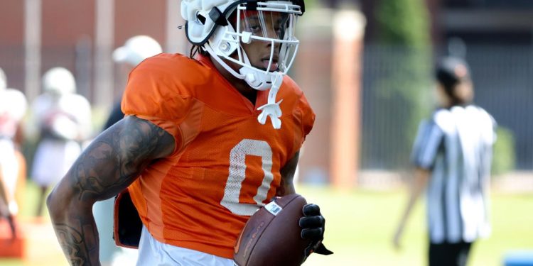 Oklahoma State RB Ollie Gordon II arrested on accusations of DUI, per reports