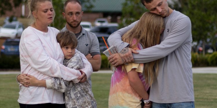 Father of Georgia high school shooting suspect Colt Gray arrested